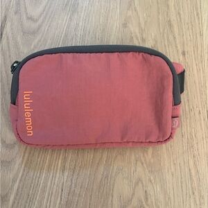 lululemon athletica Belt Bag